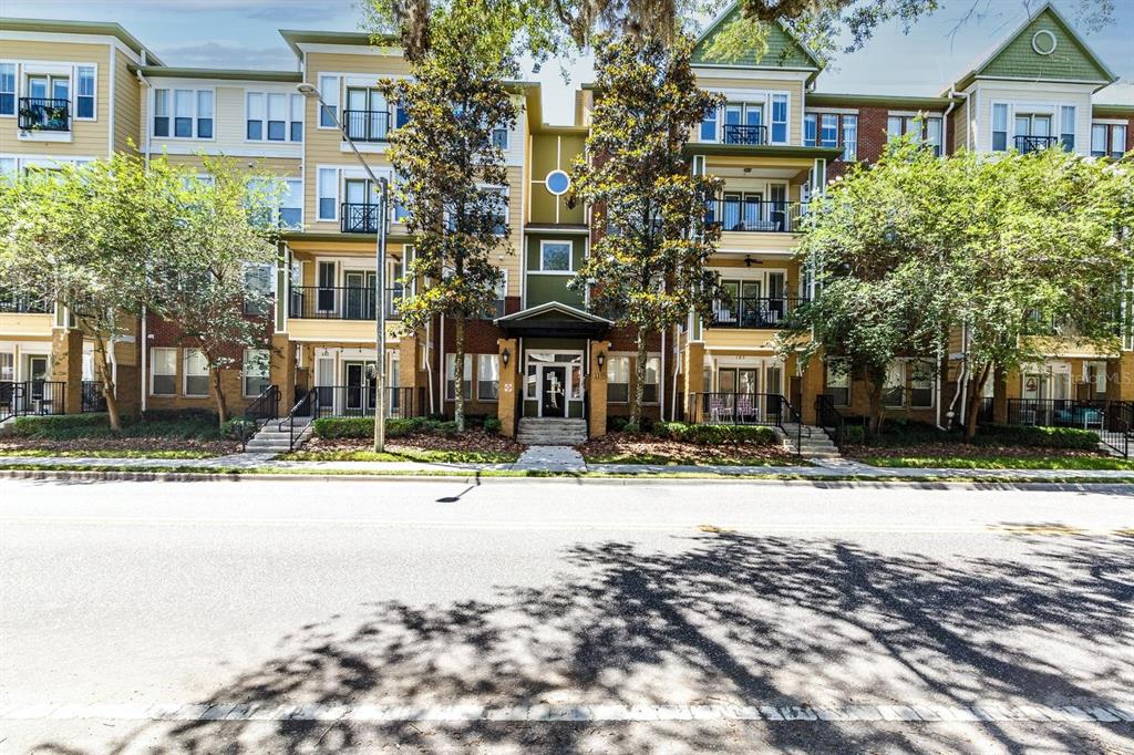 1185 Southwest 9th Road, Unit 212 Gainesville, FL 32601 - Photo 3 of 30