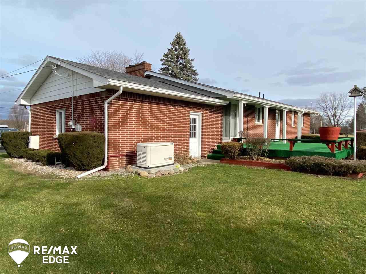 9372 East Potter Road Davison, MI 48423 - Photo 27 of 29 50079682-26.JPG