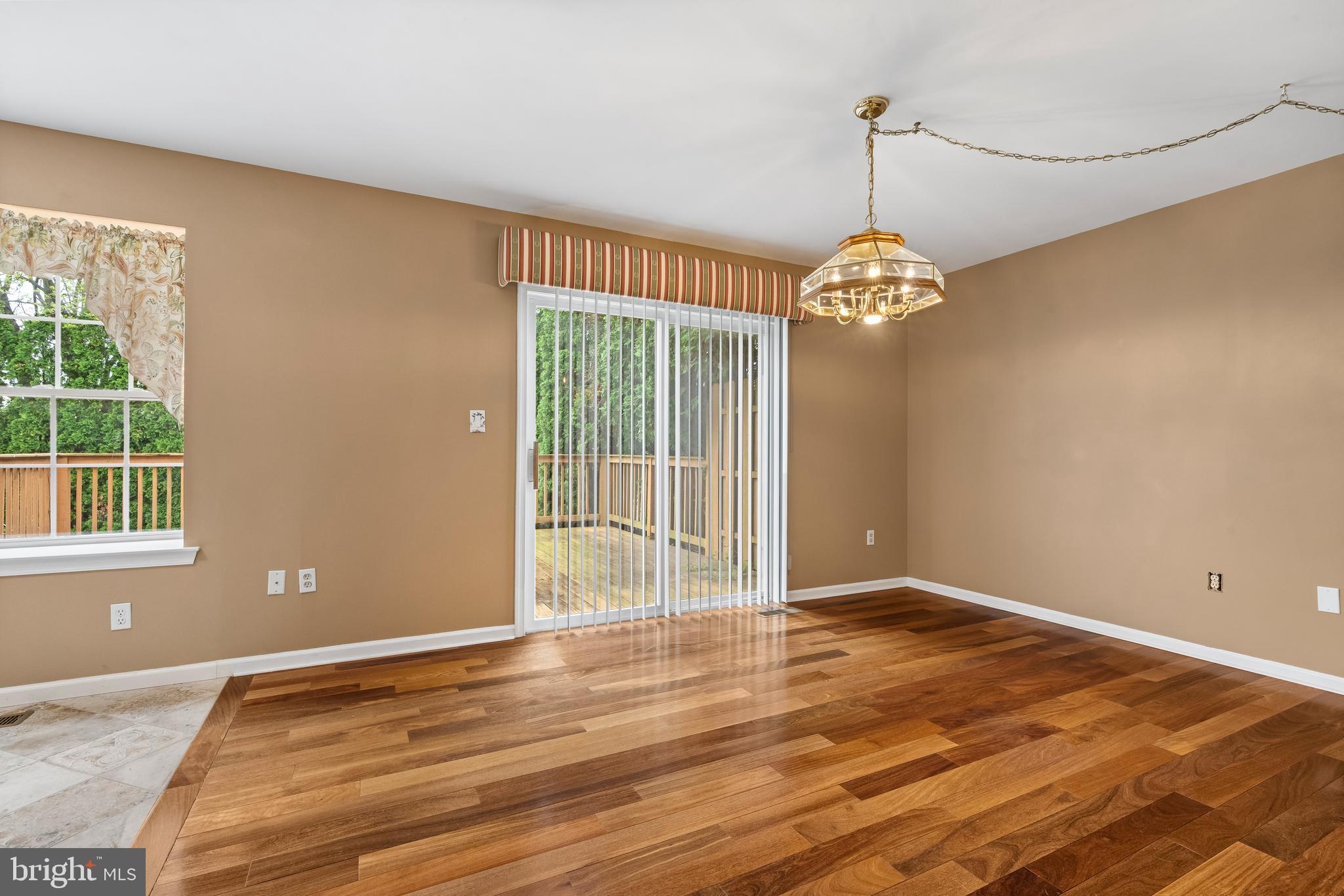 4041 Appleseed Drive Coplay, PA 18037 - Photo 19 of 54 Dining Room