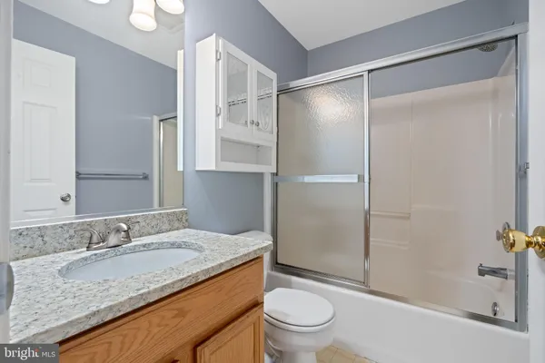 $379,900 | 4041 Appleseed Drive, Coplay, PA 18037
