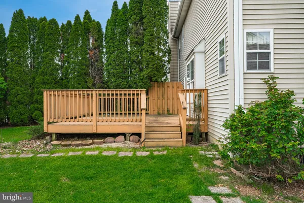$379,900 | 4041 Appleseed Drive, Coplay, PA 18037