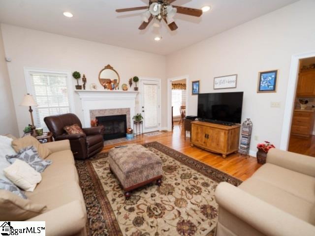351 Labhr Court Boiling Springs, SC 29316 - Photo 7 of 35 Gallery Image 7