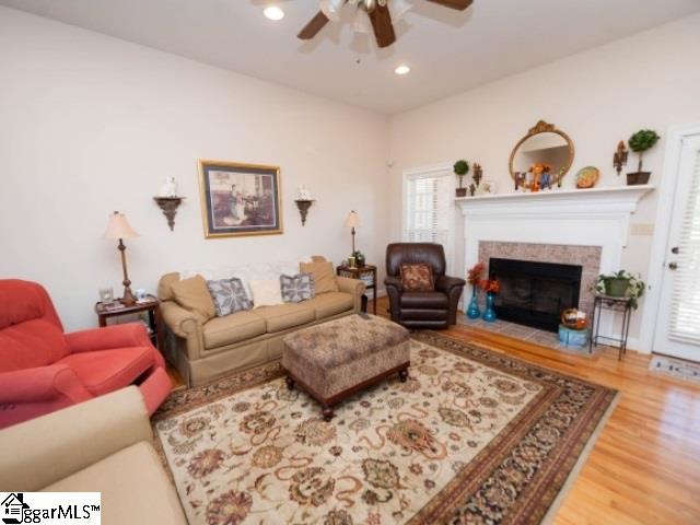 351 Labhr Court Boiling Springs, SC 29316 - Photo 8 of 35 Gallery Image 8
