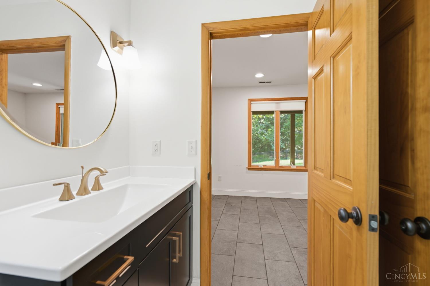 7767 Shawnee Run Road Cincinnati, OH 45243 - Photo 40 of 63