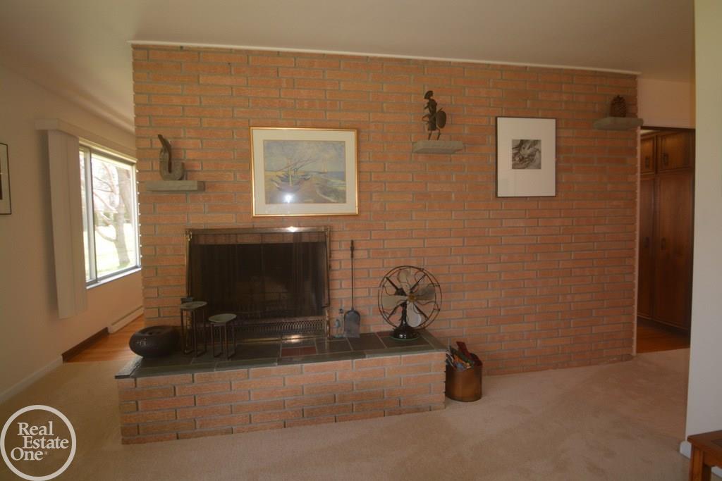 1225 Shenandoah Drive Rochester Hills, MI 48306 - Photo 7 of 9