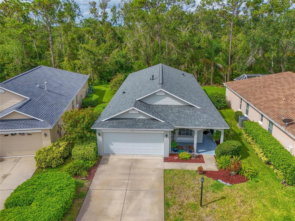 6442 Barberry Court Lakewood Ranch, FL 34202 - Photo 2 of 43