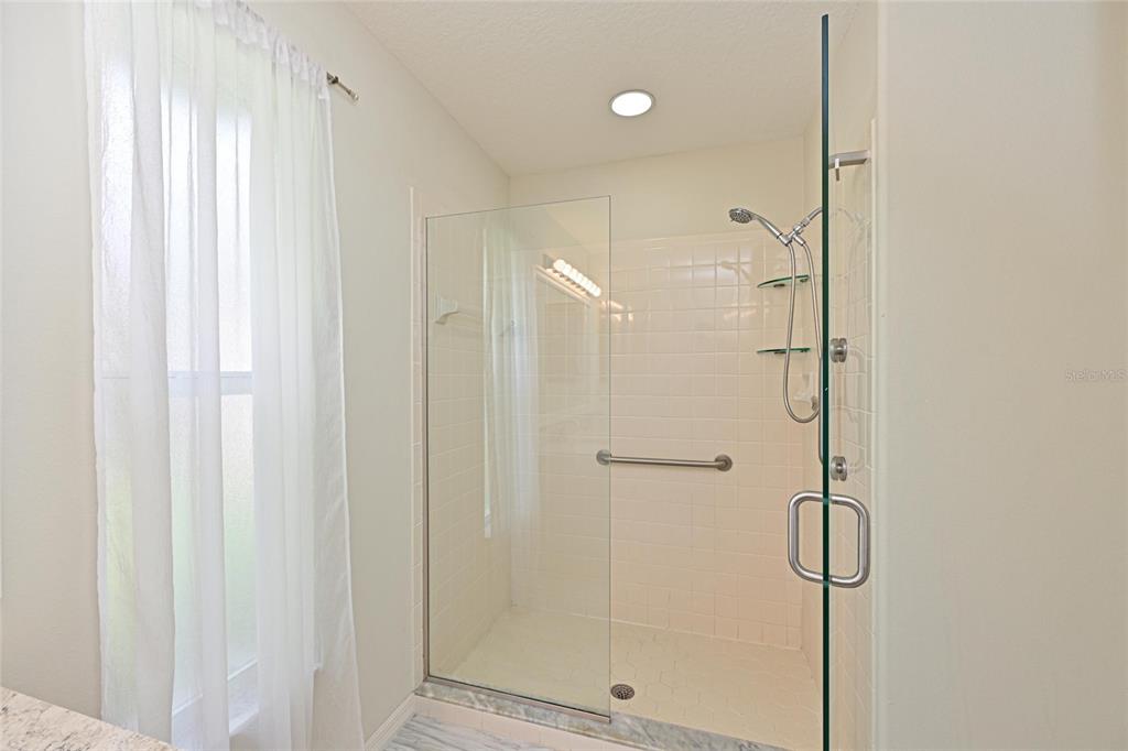 6442 Barberry Court Lakewood Ranch, FL 34202 - Photo 23 of 43