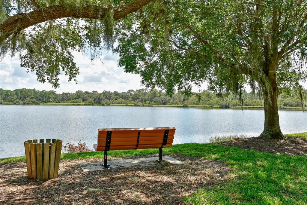 6442 Barberry Court Lakewood Ranch, FL 34202 - Photo 33 of 43