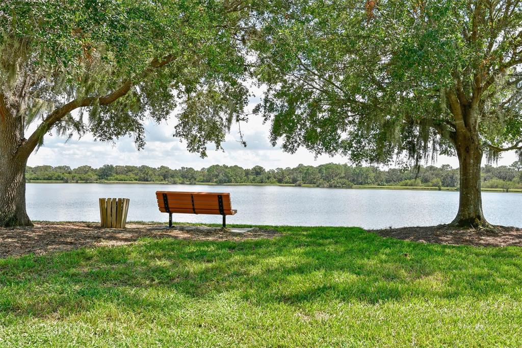 6442 Barberry Court Lakewood Ranch, FL 34202 - Photo 34 of 43