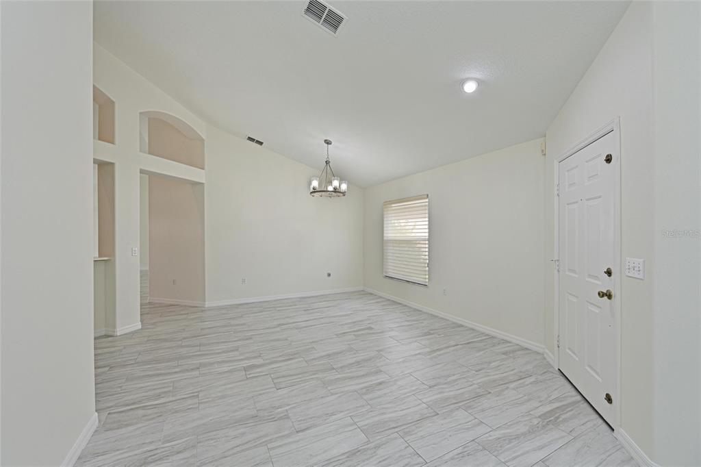 6442 Barberry Court Lakewood Ranch, FL 34202 - Photo 7 of 43