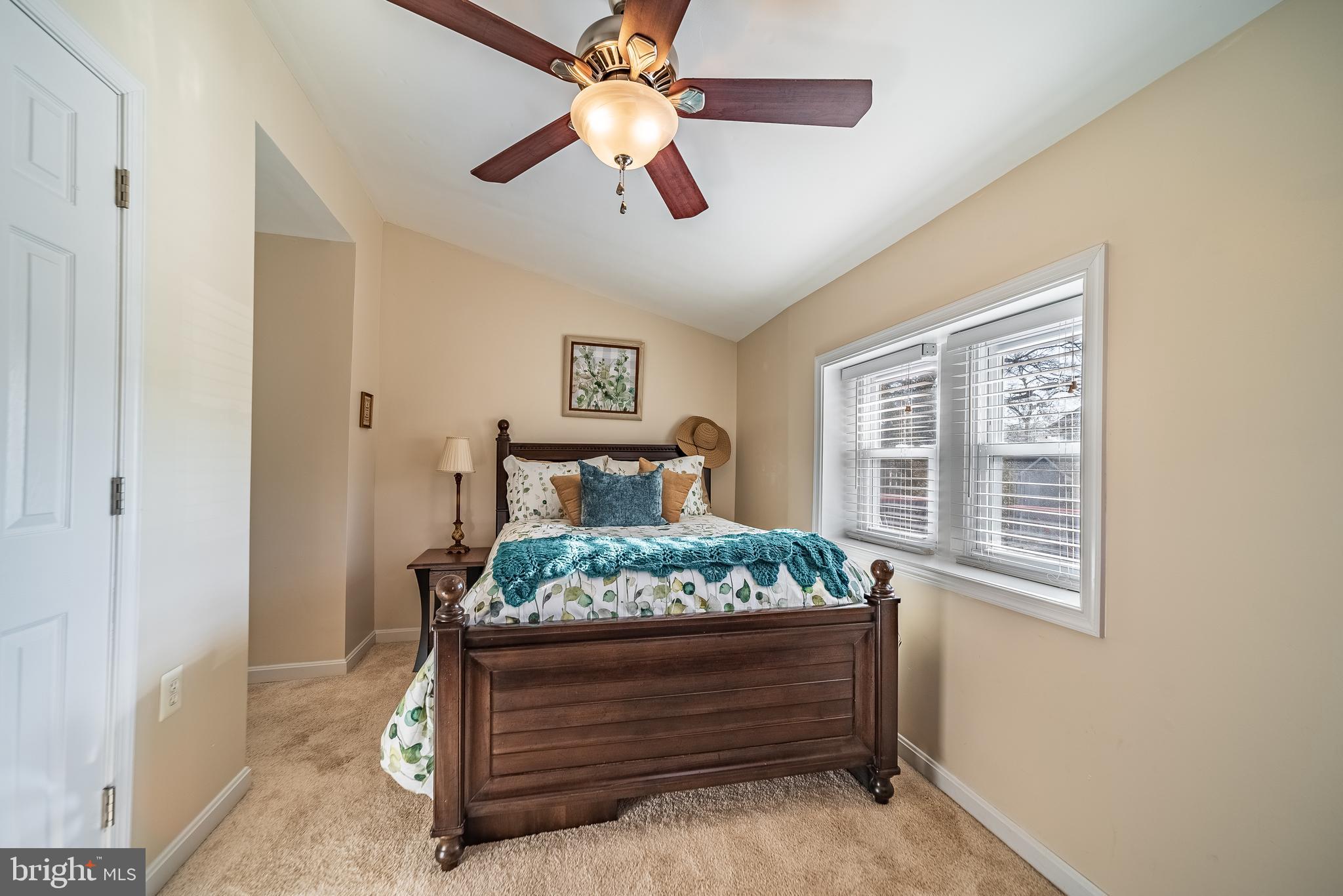 719 Powhatan Beach Road Pasadena, MD 21122 - Photo 12 of 31 Gallery Image 12