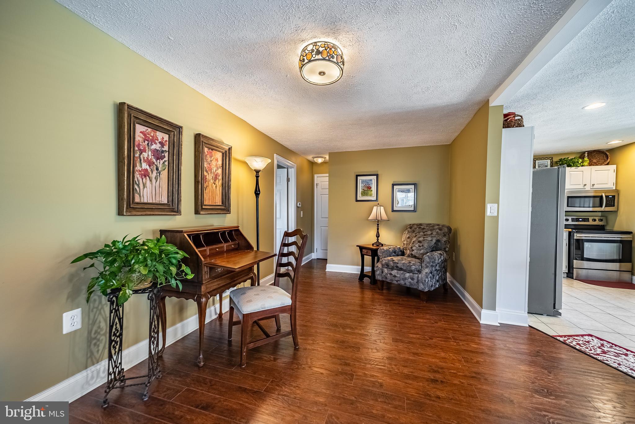 719 Powhatan Beach Road Pasadena, MD 21122 - Photo 5 of 31 Gallery Image 5