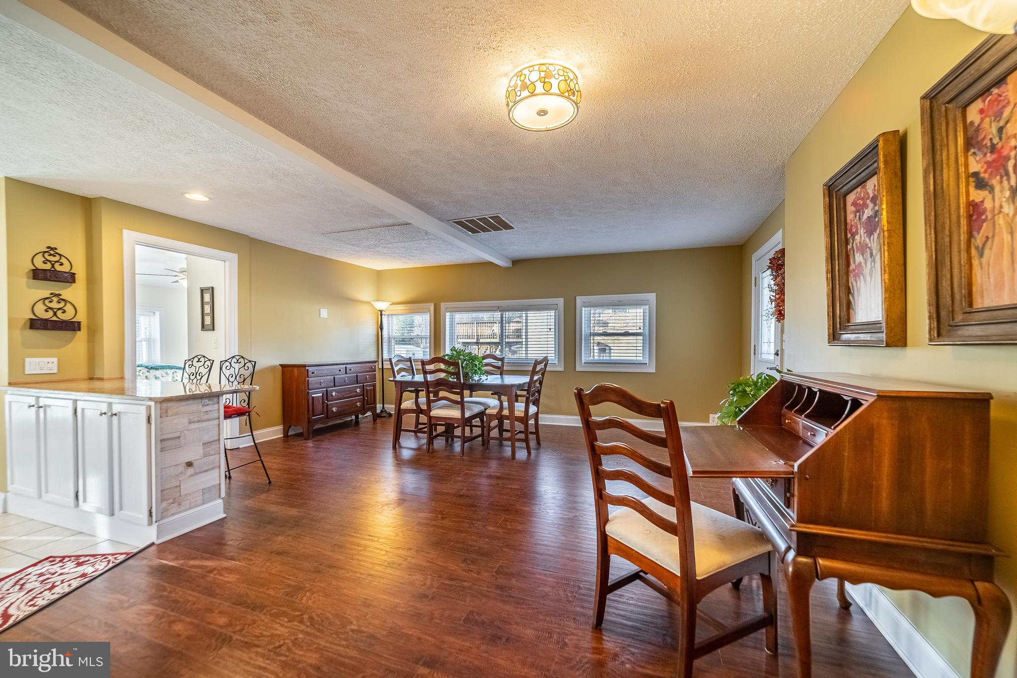 719 Powhatan Beach Road Pasadena, MD 21122 - Photo 6 of 31 Gallery Image 6