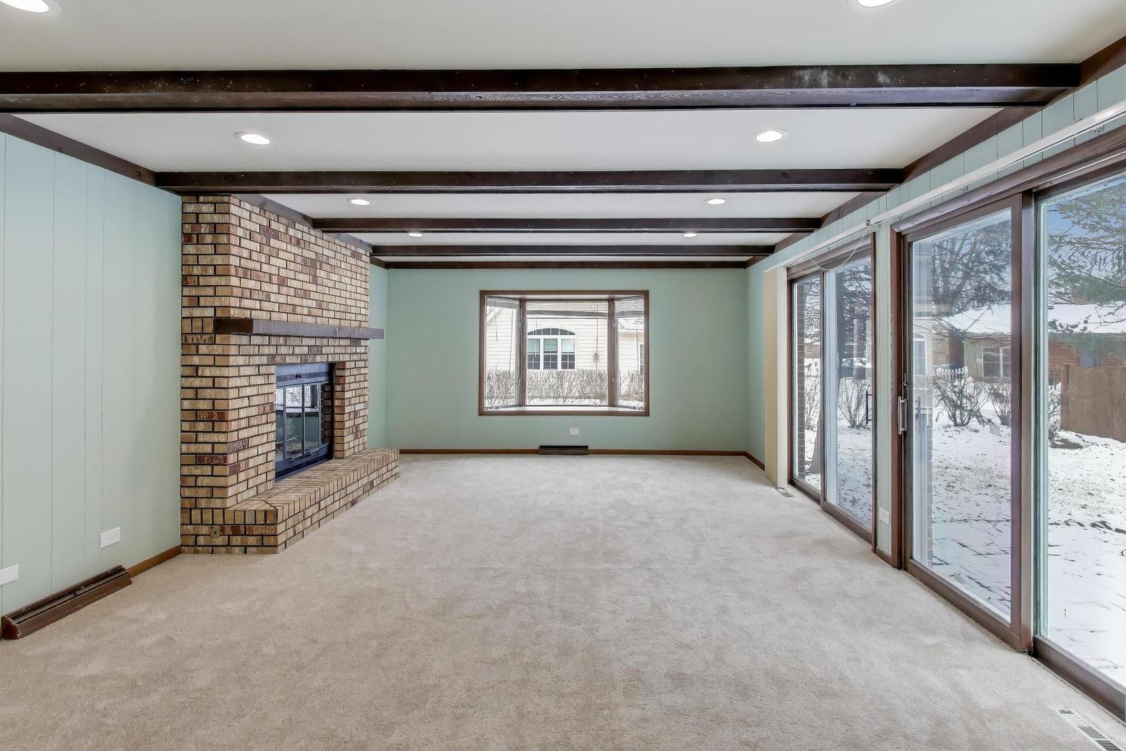 12111 68th Court Palos Heights, IL 60463 - Photo 10 of 31