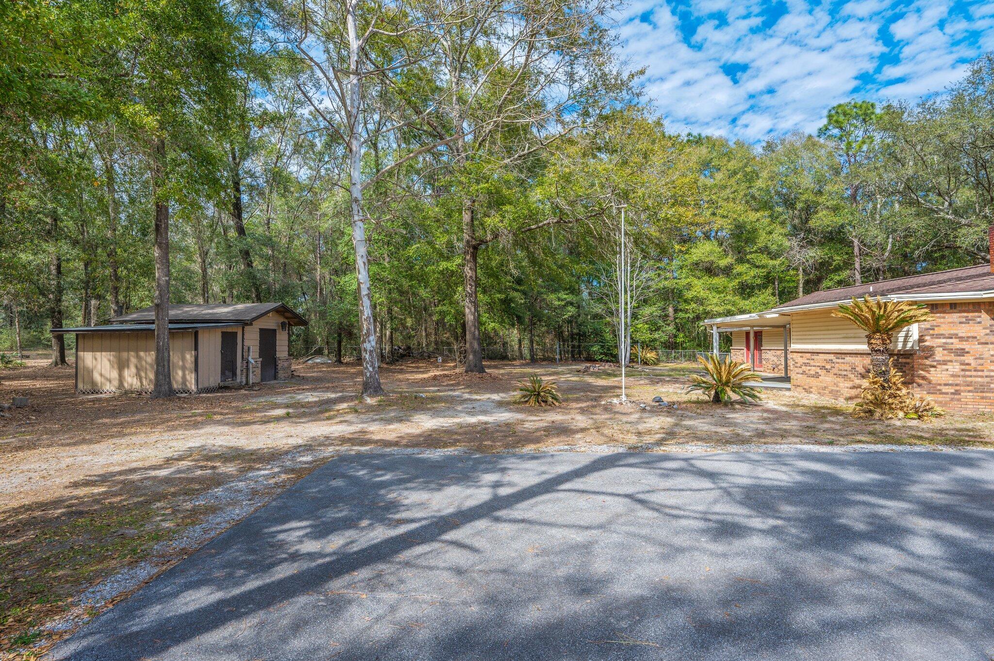 207 Shell Drive Crestview, FL 32536 - Photo 38 of 44 38-web-or-mls-207-shell-dr