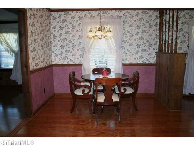 1624 Buckhorn Road Mebane, NC 27302 - Photo 3 of 15 Breakfast. Breakfast/Dining Area