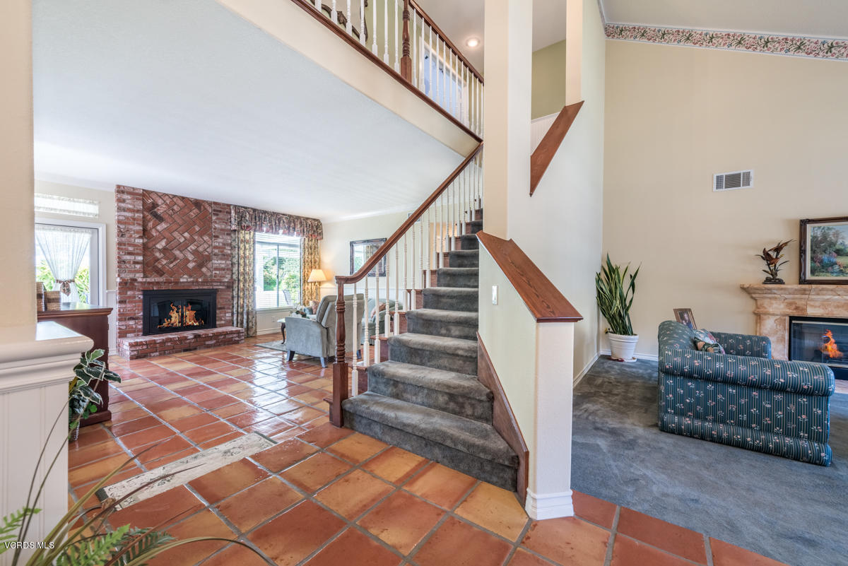 104 Valley Gate Road Simi Valley, CA 93065 - Photo 20 of 47 104 Valley Gate Rd-18