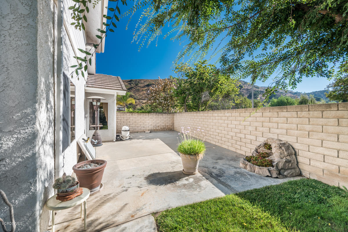 104 Valley Gate Road Simi Valley, CA 93065 - Photo 43 of 47 104 Valley Gate Rd-40