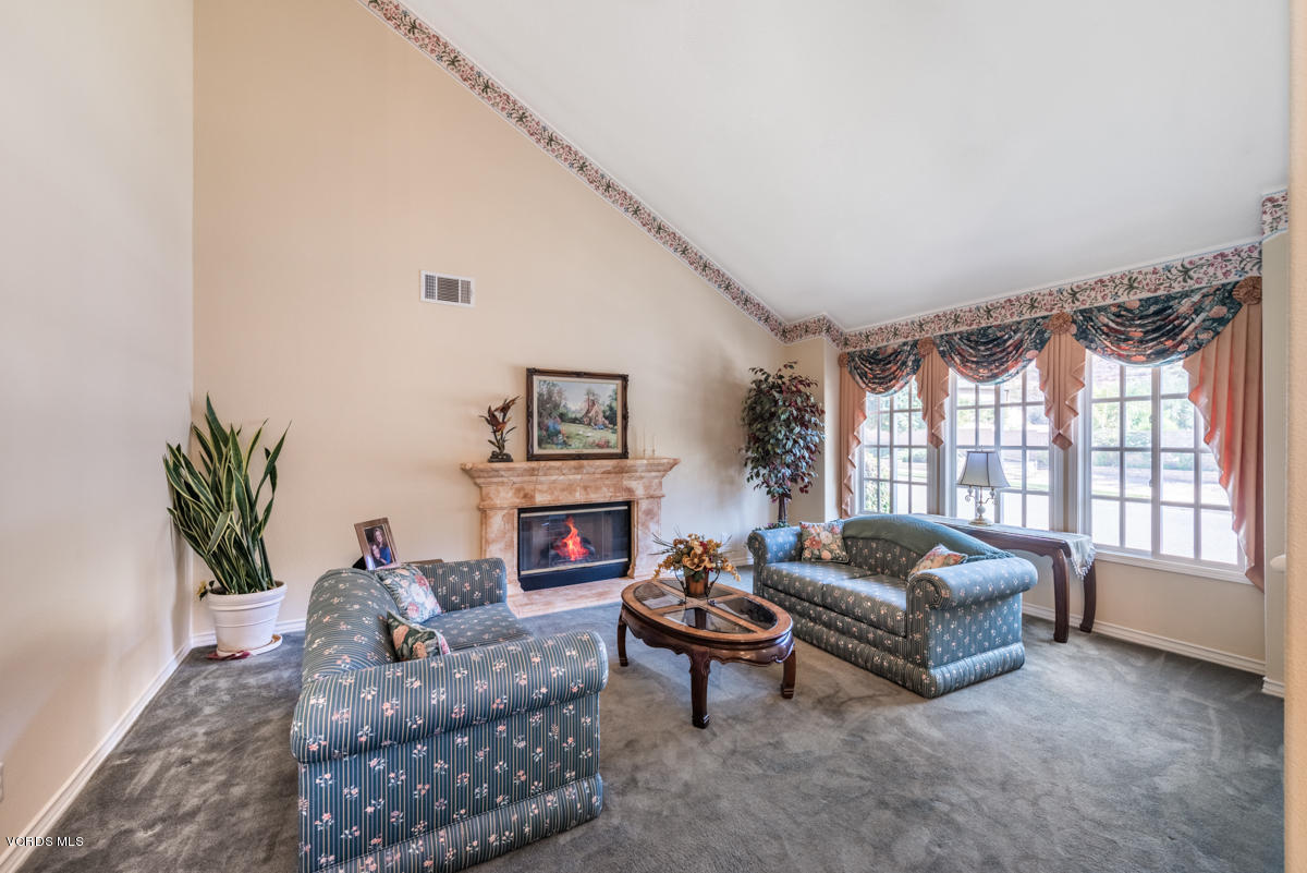 104 Valley Gate Road Simi Valley, CA 93065 - Photo 10 of 47 104 Valley Gate Rd-7