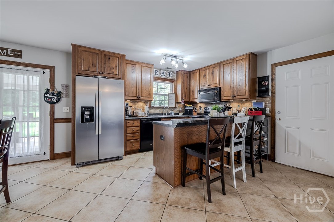 210 Middle Creek Road Springfield, GA 31329 - Photo 11 of 38