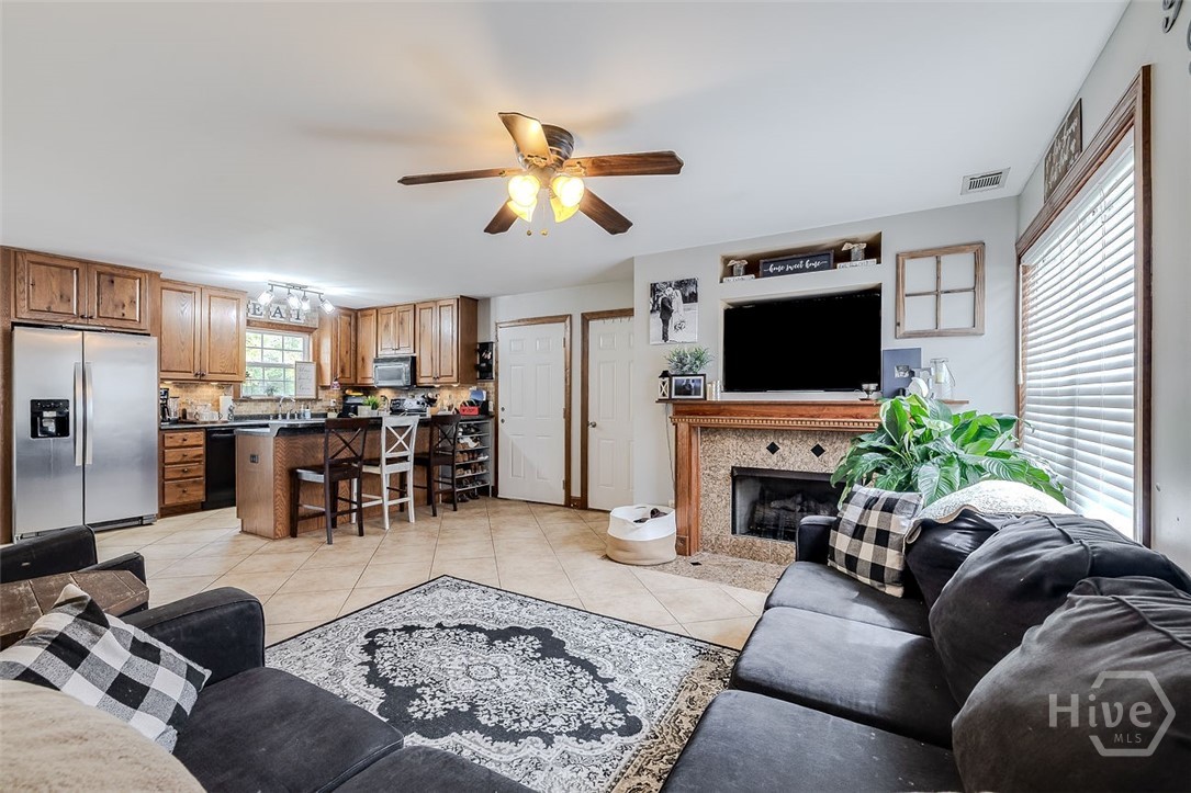 210 Middle Creek Road Springfield, GA 31329 - Photo 5 of 38