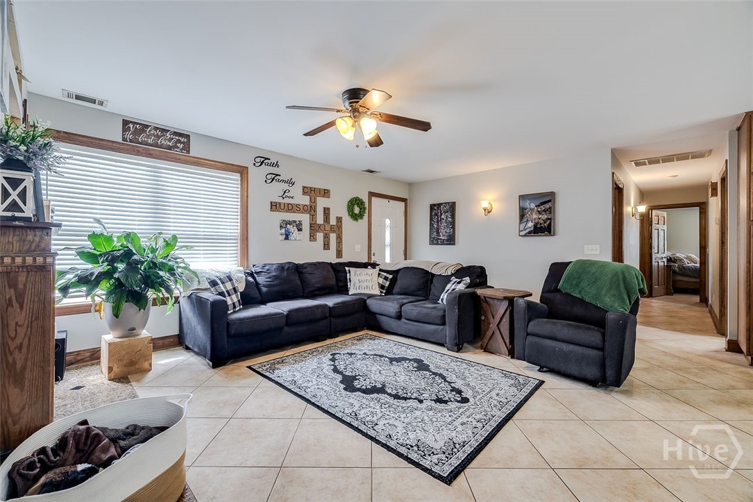 210 Middle Creek Road Springfield, GA 31329 - Photo 6 of 38