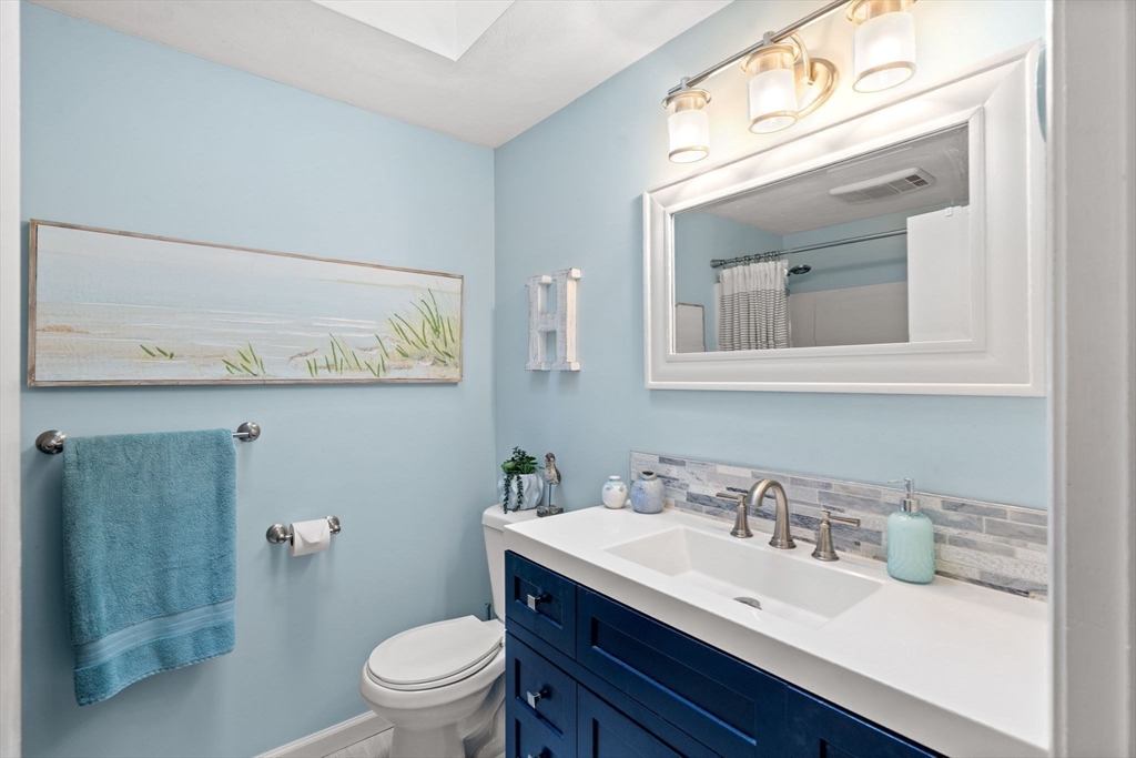 154 Carpenter Road Northbridge, MA 01588 - Photo 17 of 42