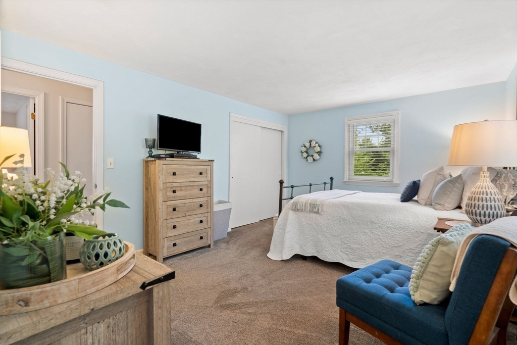 154 Carpenter Road Northbridge, MA 01588 - Photo 20 of 42