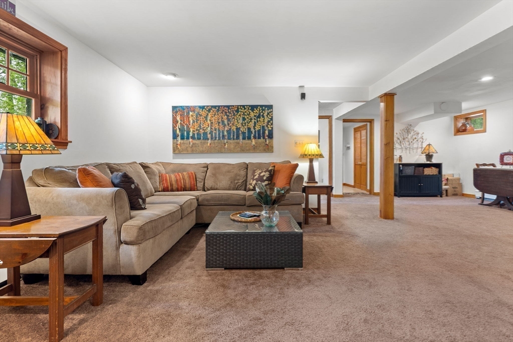 154 Carpenter Road Northbridge, MA 01588 - Photo 26 of 42