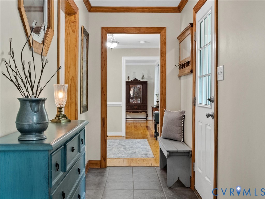 2741 Ridgeview Road Powhatan, VA 23139 - Photo 4 of 50 FOYER