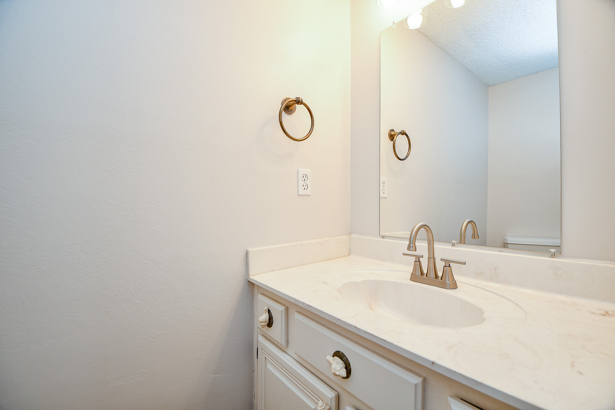 5001 Lamonte Lane, Unit 14 Houston, TX 77092 - Photo 20 of 32