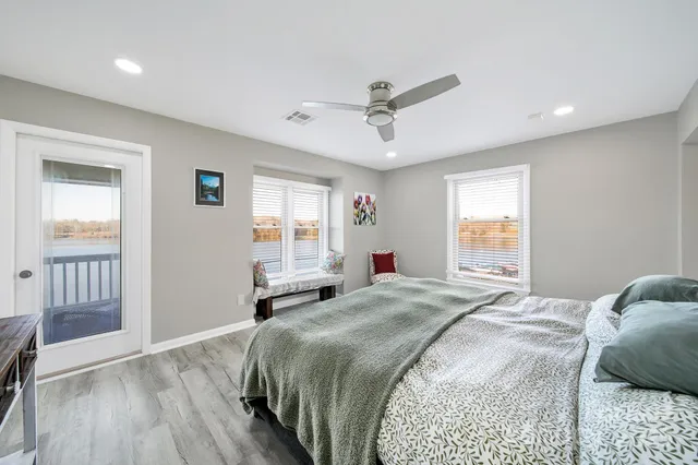 $460,000 | 7340 Lakefront Drive, Unit 12, Charlotte, NC 28278