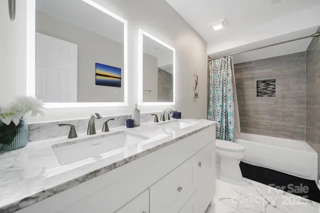 $460,000 | 7340 Lakefront Drive, Unit 12, Charlotte, NC 28278