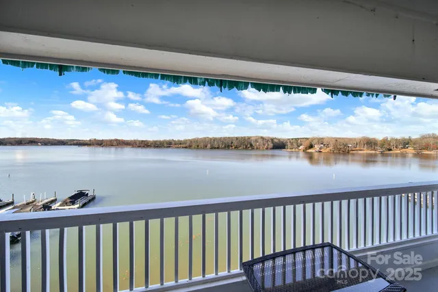 $460,000 | 7340 Lakefront Drive, Unit 12, Charlotte, NC 28278