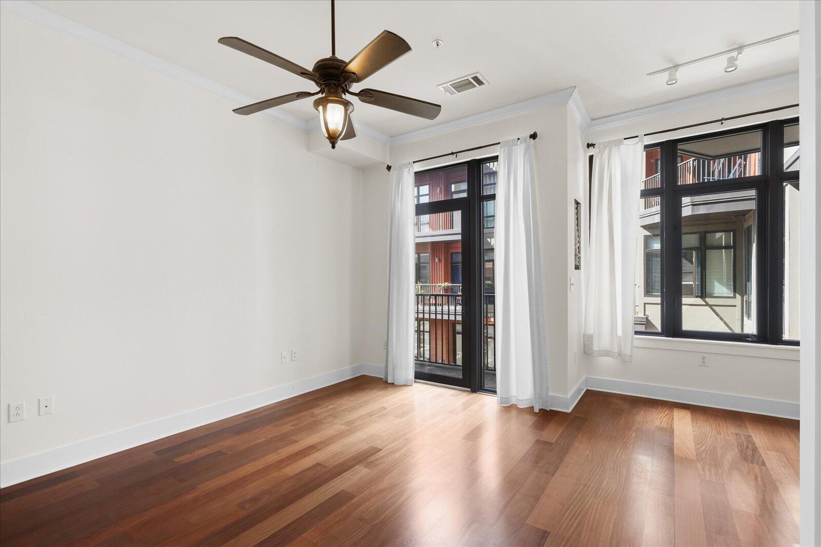 129 Walnut Street, Unit 212 Chattanooga, TN 37403 - Photo 6 of 25 07-129 Walnut St #212-7