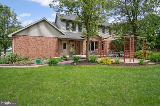 $575,000 | 700 Remington Drive, Shippensburg, PA 17257