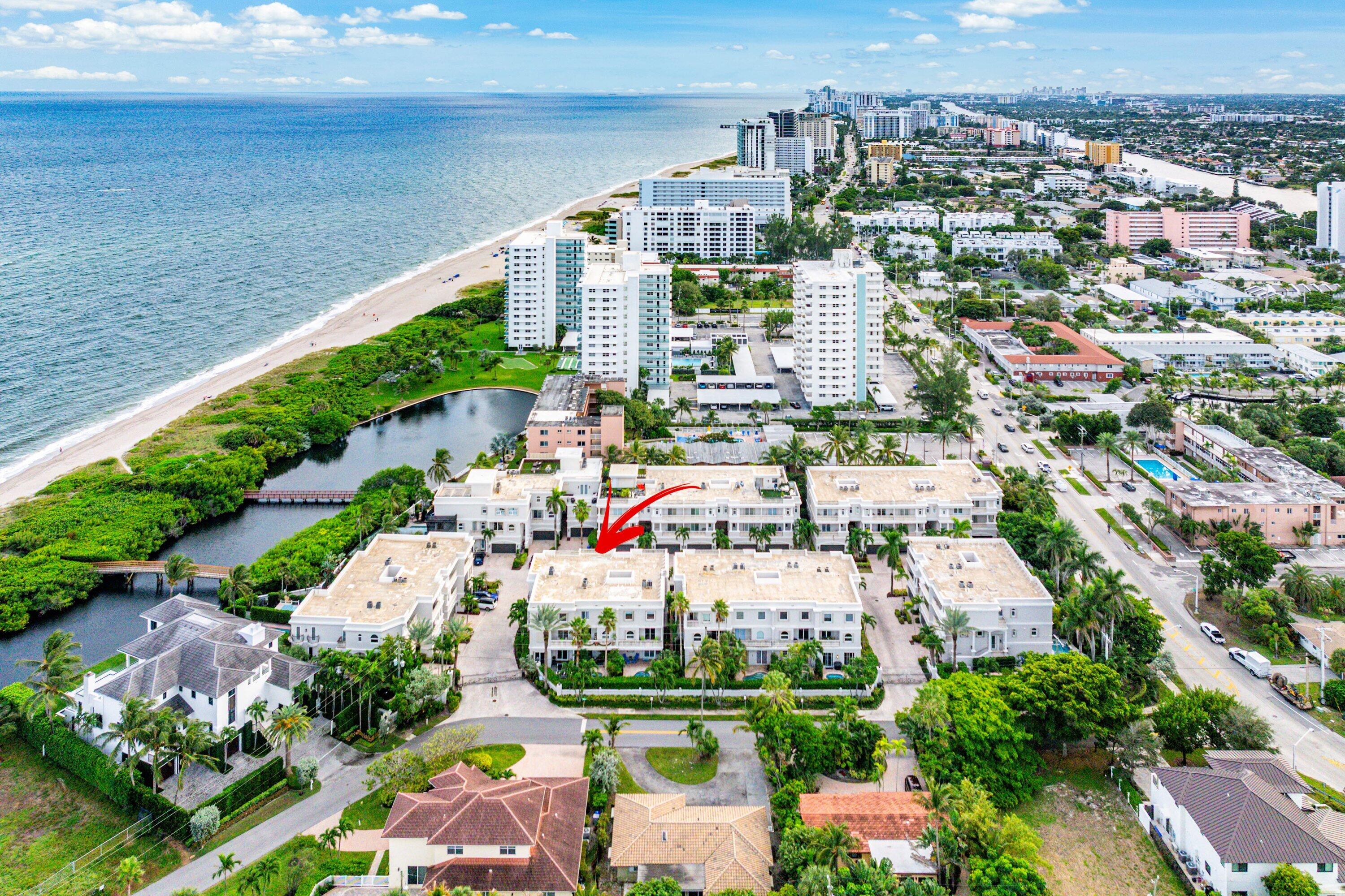 1792 Bay Drive, Unit 27 Pompano Beach, FL 33062 - Photo 47 of 51 a view of a city
