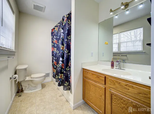 $699,900 | 14 Amherst Street, Highland Park, NJ 08904