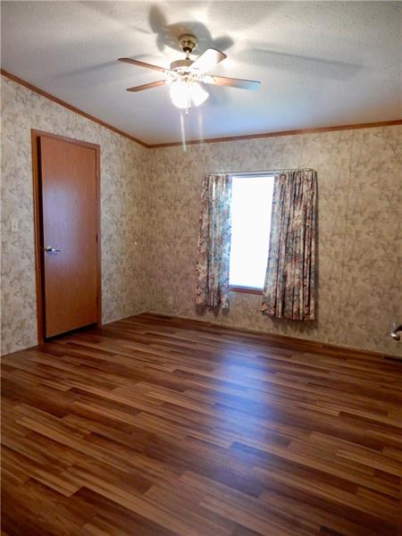 1082 South Lake Road Mercer, PA 16137 - Photo 13 of 25