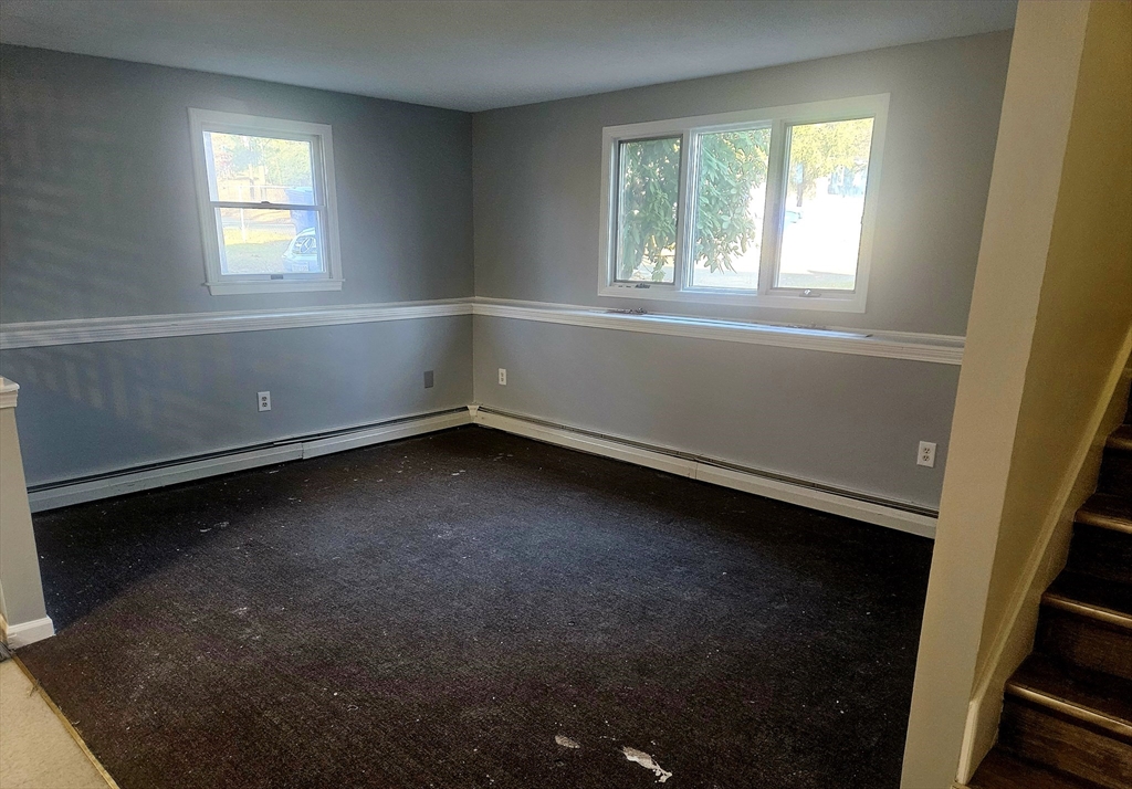 88 Albert Avenue, Unit 2 Springfield, MA 01151 - Photo 7 of 17 an empty room with a window