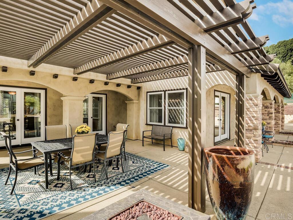 3347 Yucca Terrace Fallbrook, CA 92028 - Photo 13 of 75 Outdoor Dining