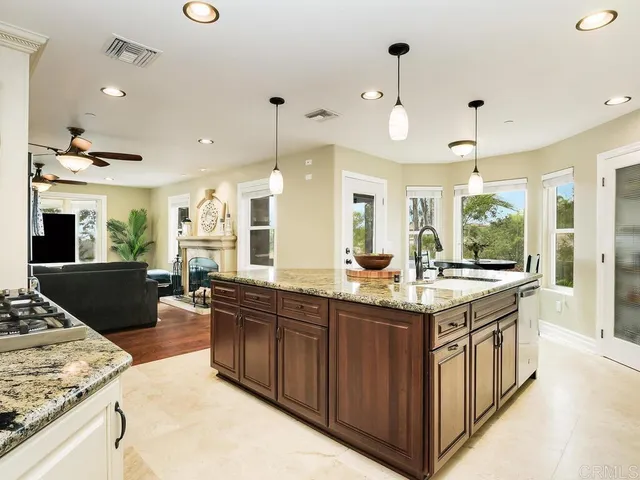 $1,650,000 | 3347 Yucca Terrace, Fallbrook, CA 92028