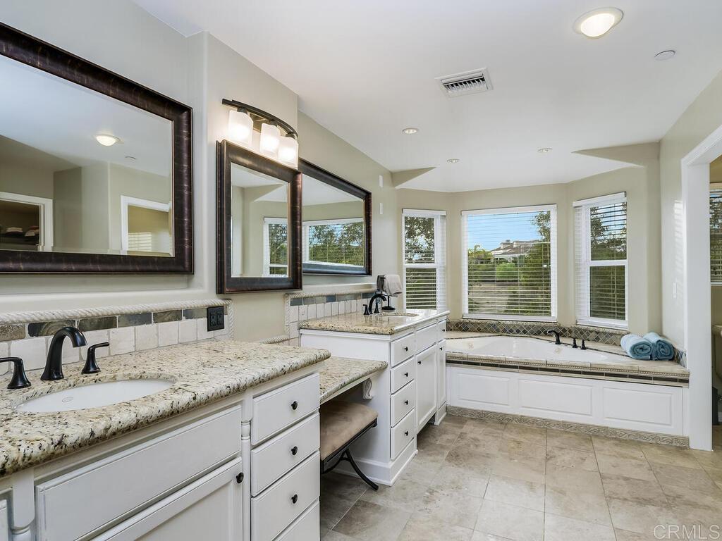 3347 Yucca Terrace Fallbrook, CA 92028 - Photo 36 of 75 Primary Bathroom