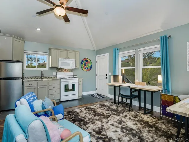 $1,650,000 | 3347 Yucca Terrace, Fallbrook, CA 92028