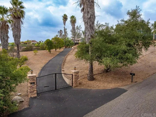 $1,650,000 | 3347 Yucca Terrace, Fallbrook, CA 92028