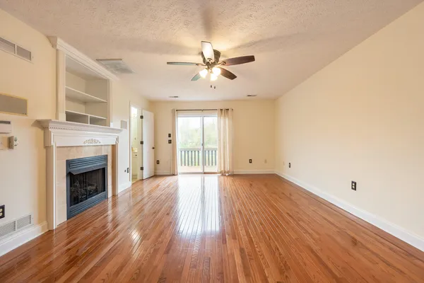 $265,000 | 160 Willow Oak Drive Northwest, Christiansburg, VA 24073
