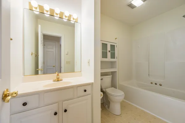 $265,000 | 160 Willow Oak Drive Northwest, Christiansburg, VA 24073