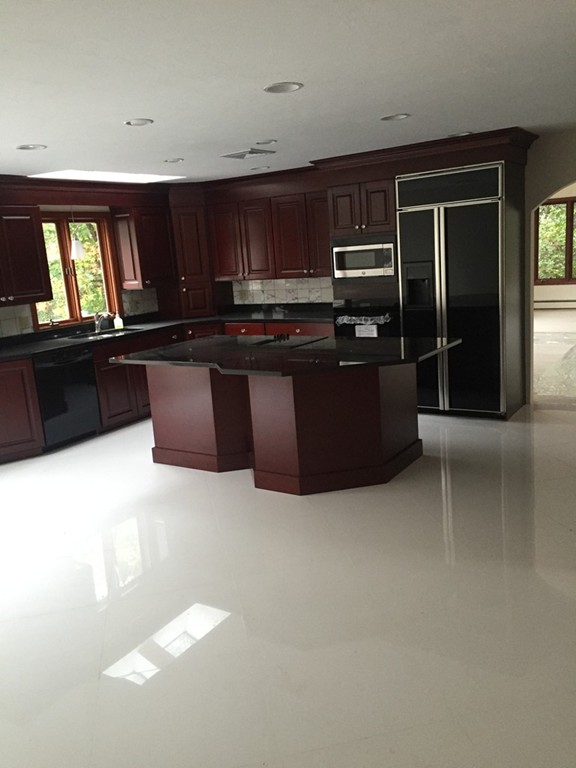 5 Edgewood Road Westborough, MA 01581 - Photo 20 of 21 Gallery Image 20
