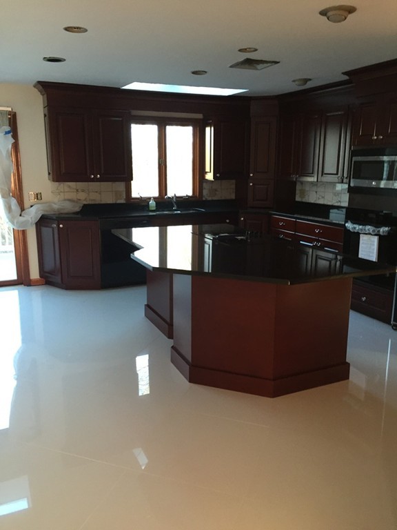 5 Edgewood Road Westborough, MA 01581 - Photo 7 of 21 Gallery Image 7
