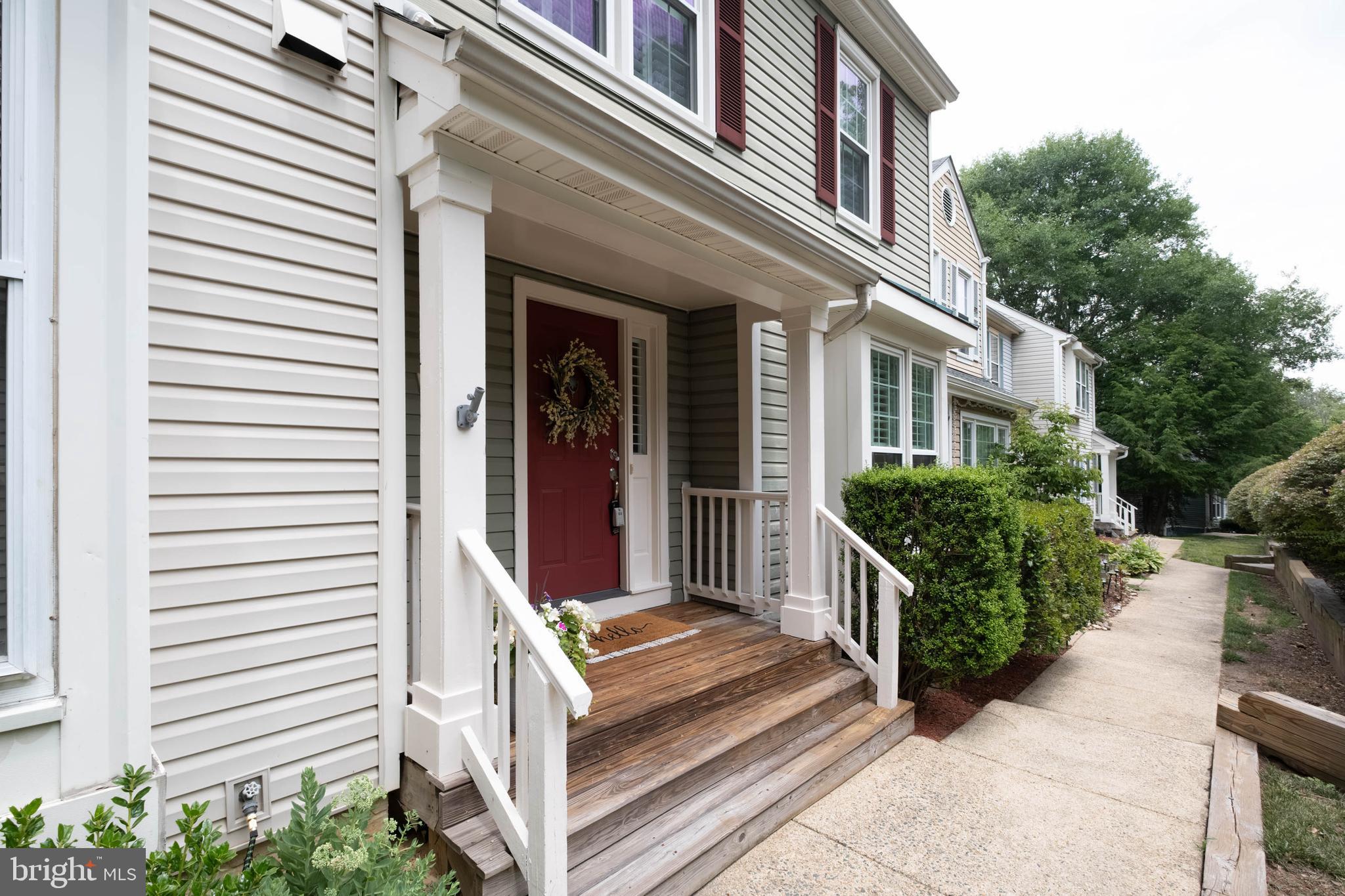 8174 Cliffview Avenue Springfield, VA 22153 - Photo 4 of 55 Immaculately maintained and thoughtfully designed!